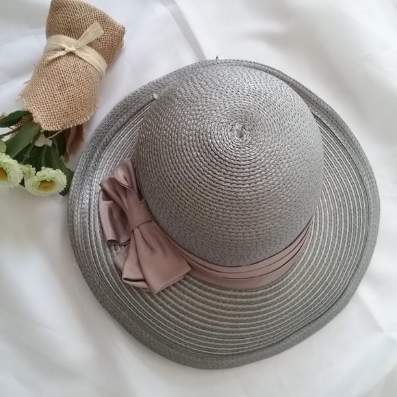 Sylvia Elegant hat - Picture 3 of 11